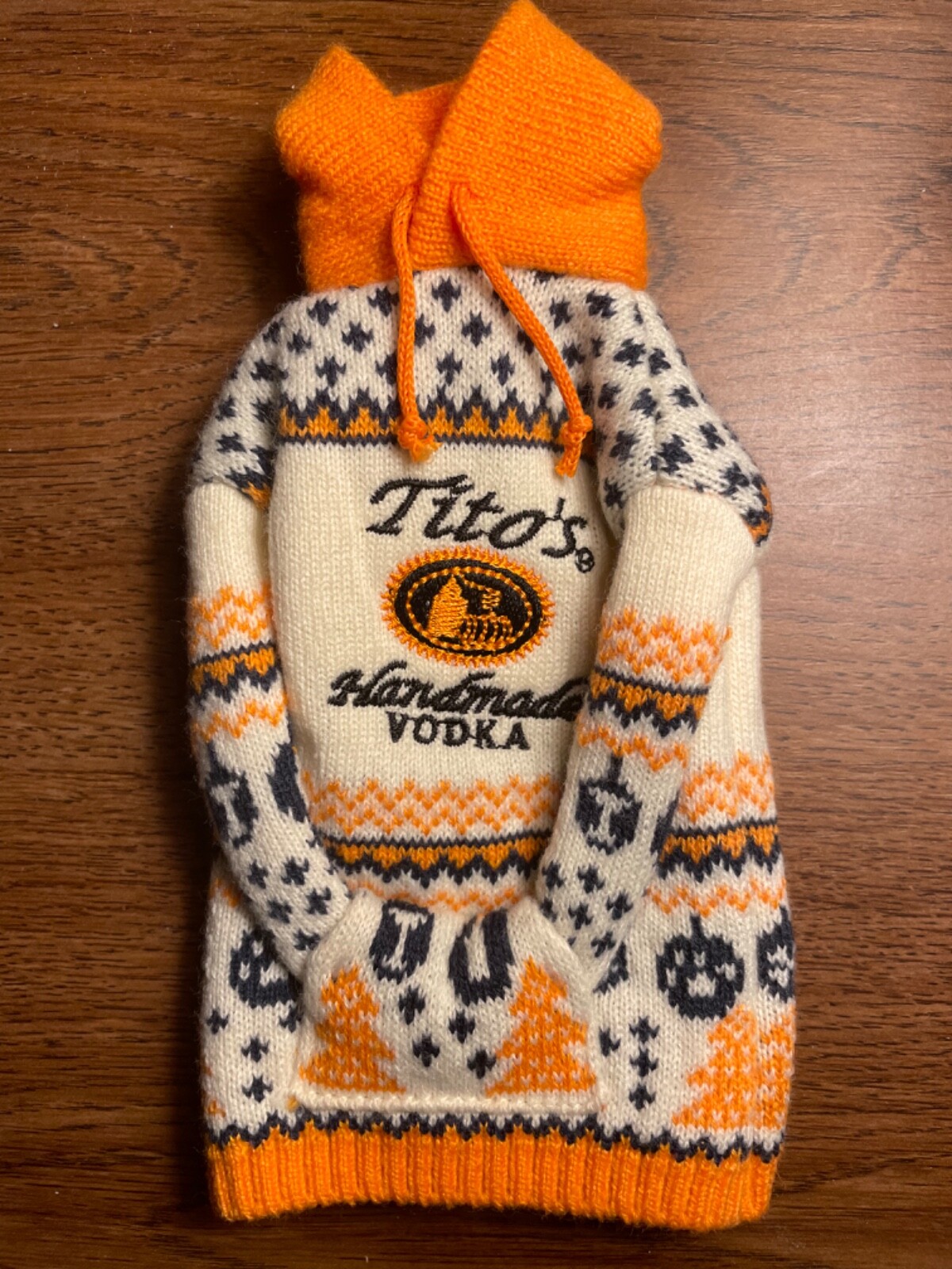 New Tito's vodka Holiday bottle Dog People sweater NEW 2024 Holiday no tag