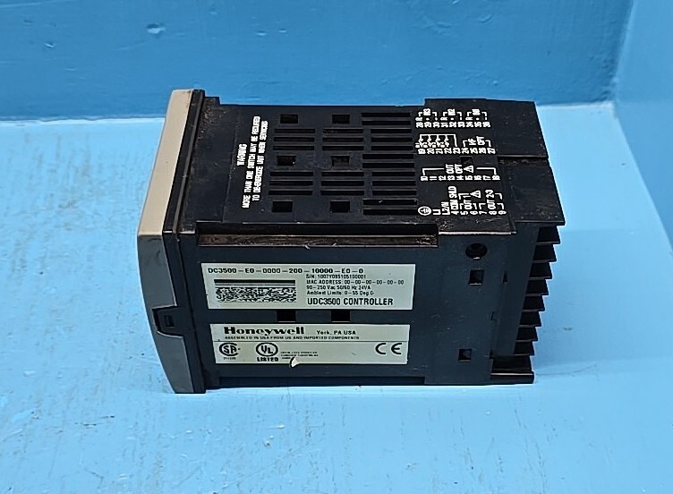 HONEYWELL DC3500-E0-0000-200-10000-E0-0 UDC3500 Controller