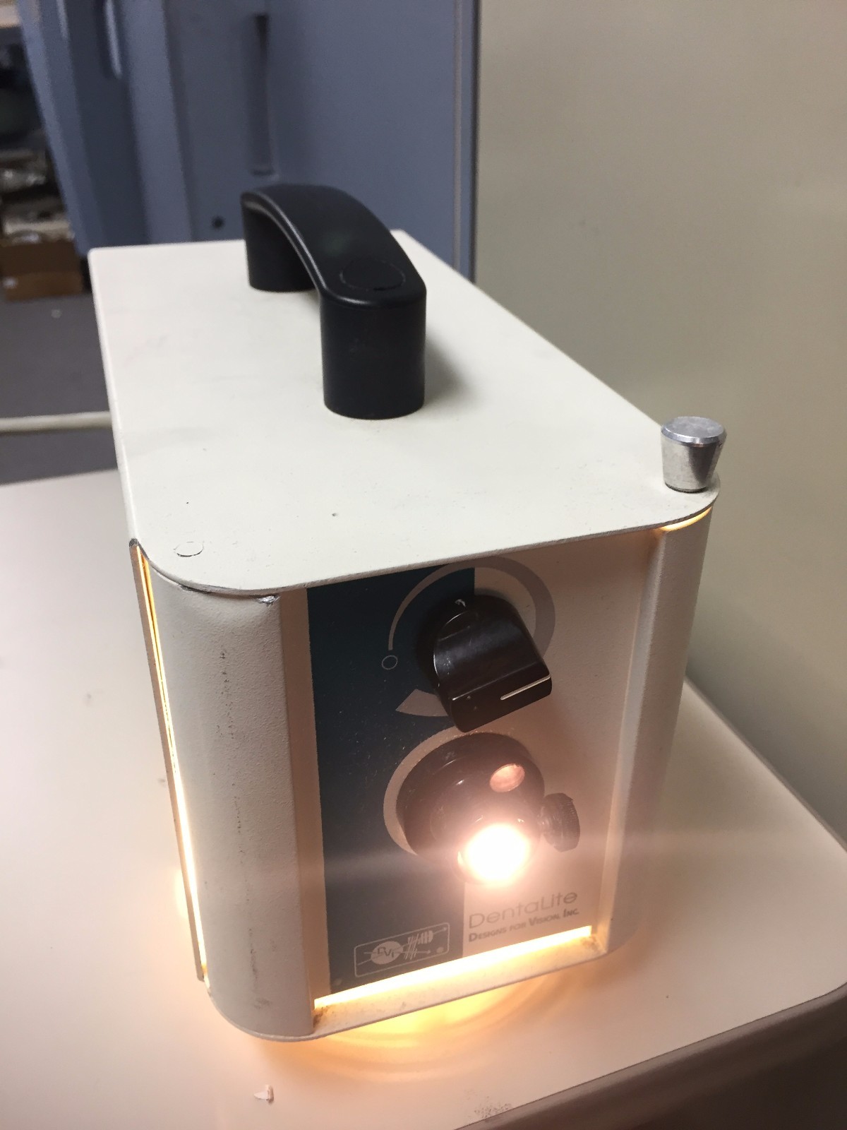 DentaLite Fiber-Optic Dental Light Source