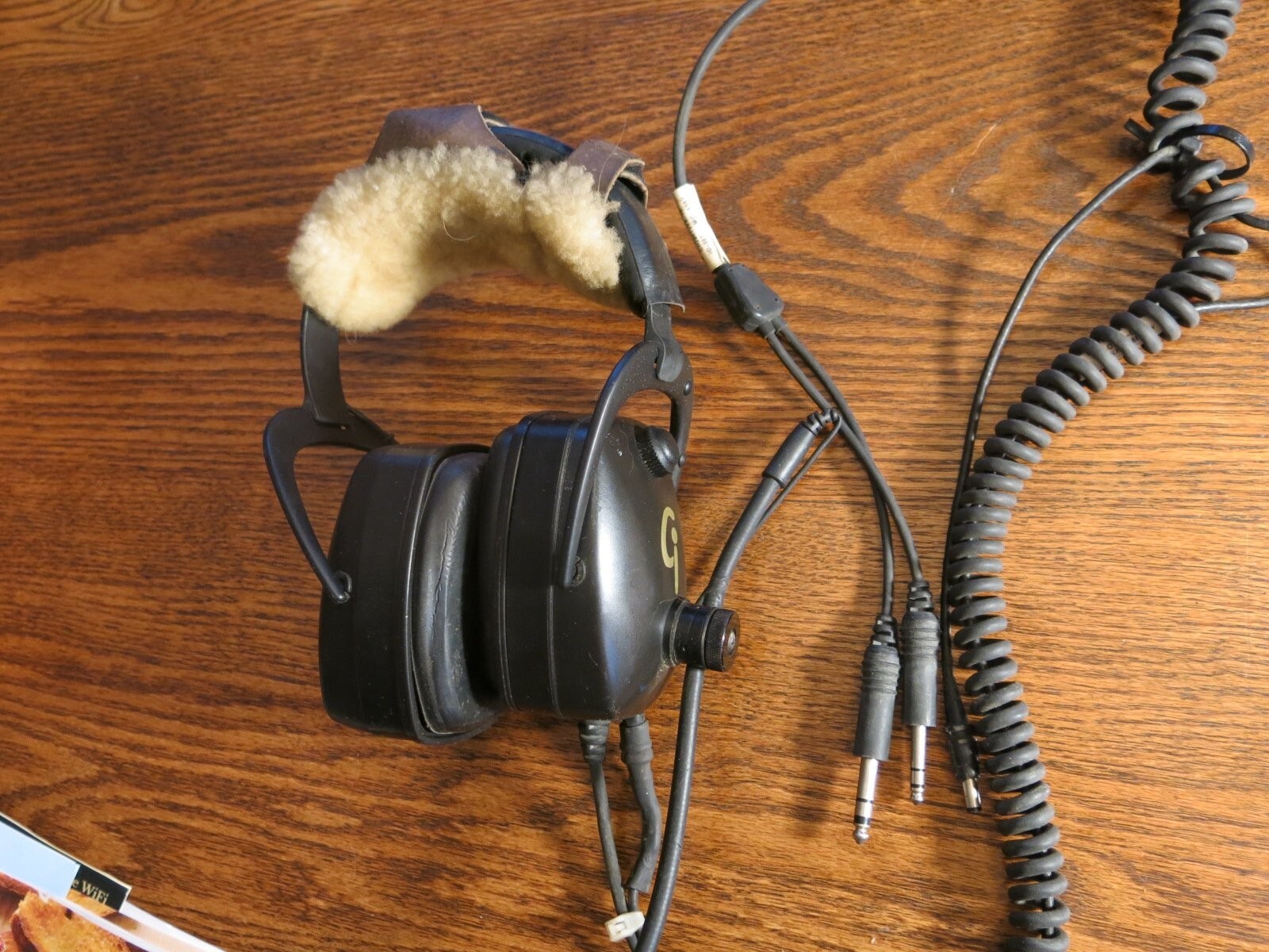 vintage Aviation Headphones Comm Innovations * Wool top Pilot Headset