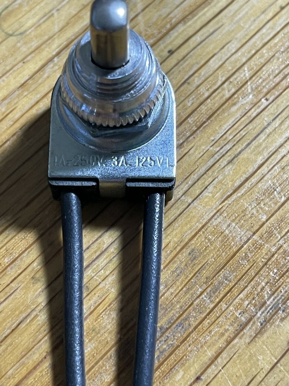A lot of TWO (2) Leviton PUSH ON/OFF panel mount switch, 3A/125V.  1A/250V