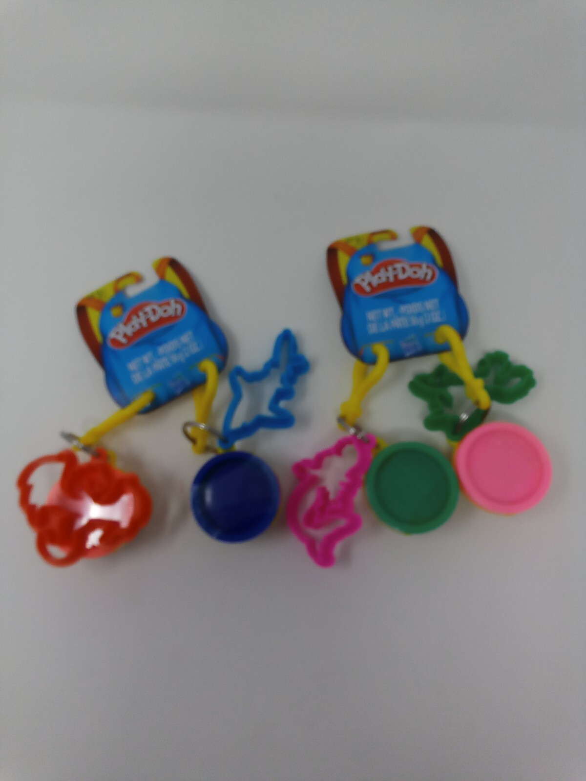 2 Sets Play-Doh Clip-On Keychain Toy with Mermaid Unicorn Shark Dragon Cutters