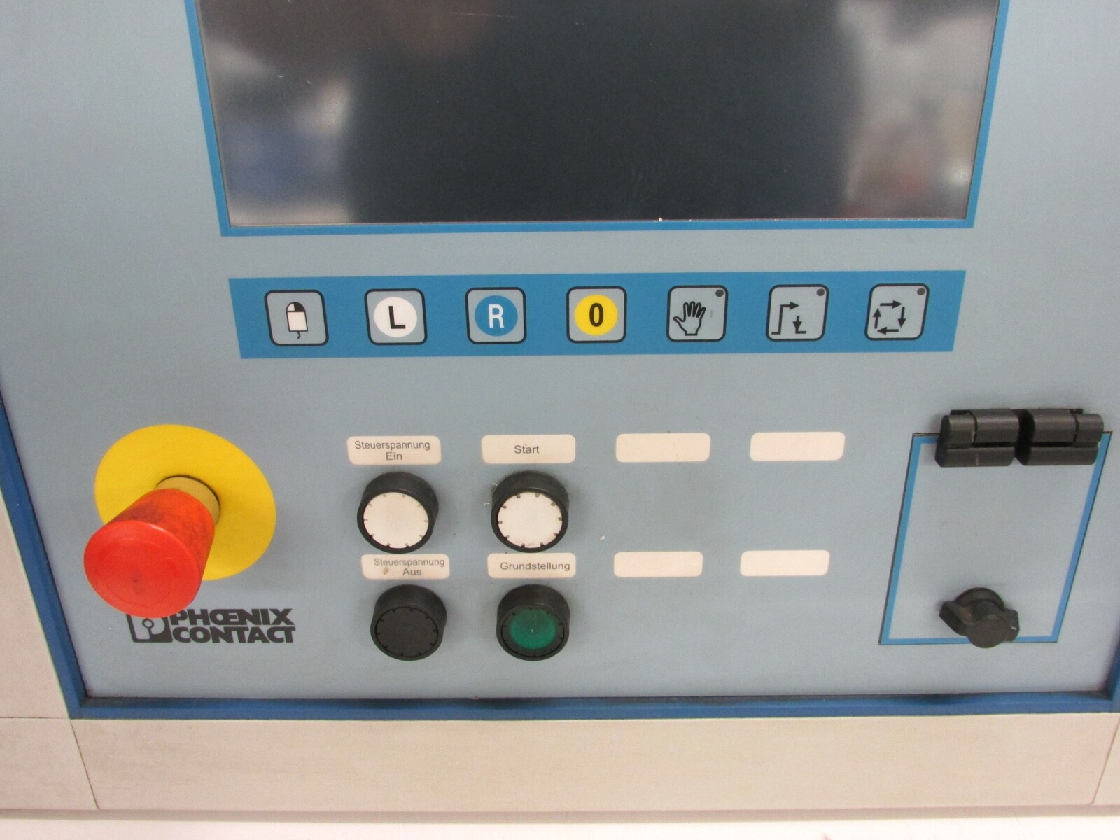 PHOENIX CONTACT OPERATOR INTERFACE TERMINAL PANEL CONTROLLER, IBS-IP-PPC-2