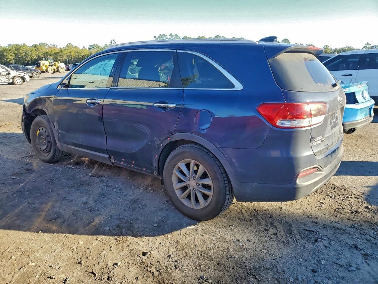 SORENTO 2016 Glove Box 4952761