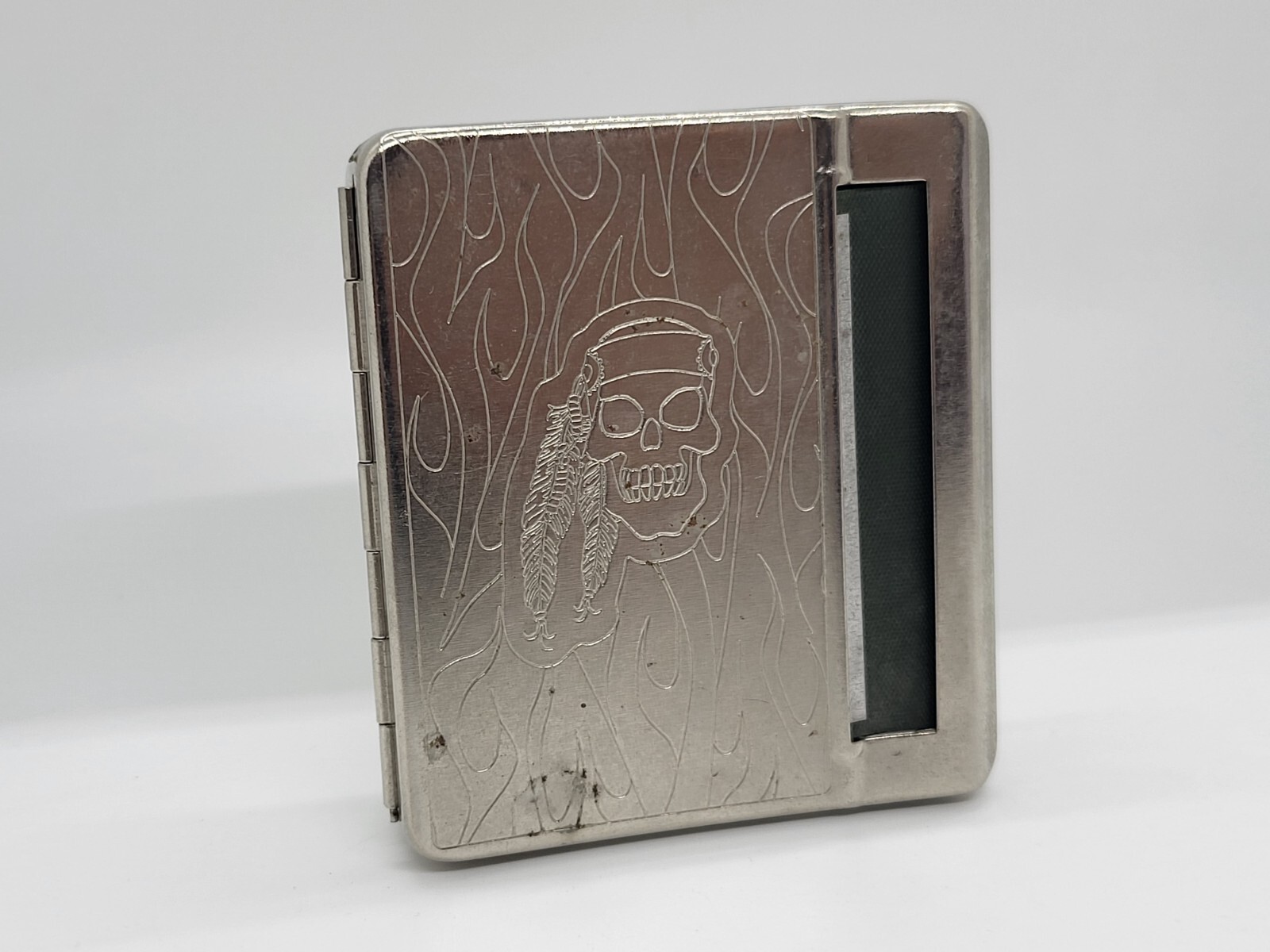 Automatic Cigarette Rolling Machine, Metal Box Cigarette Case PIRATE Skull
