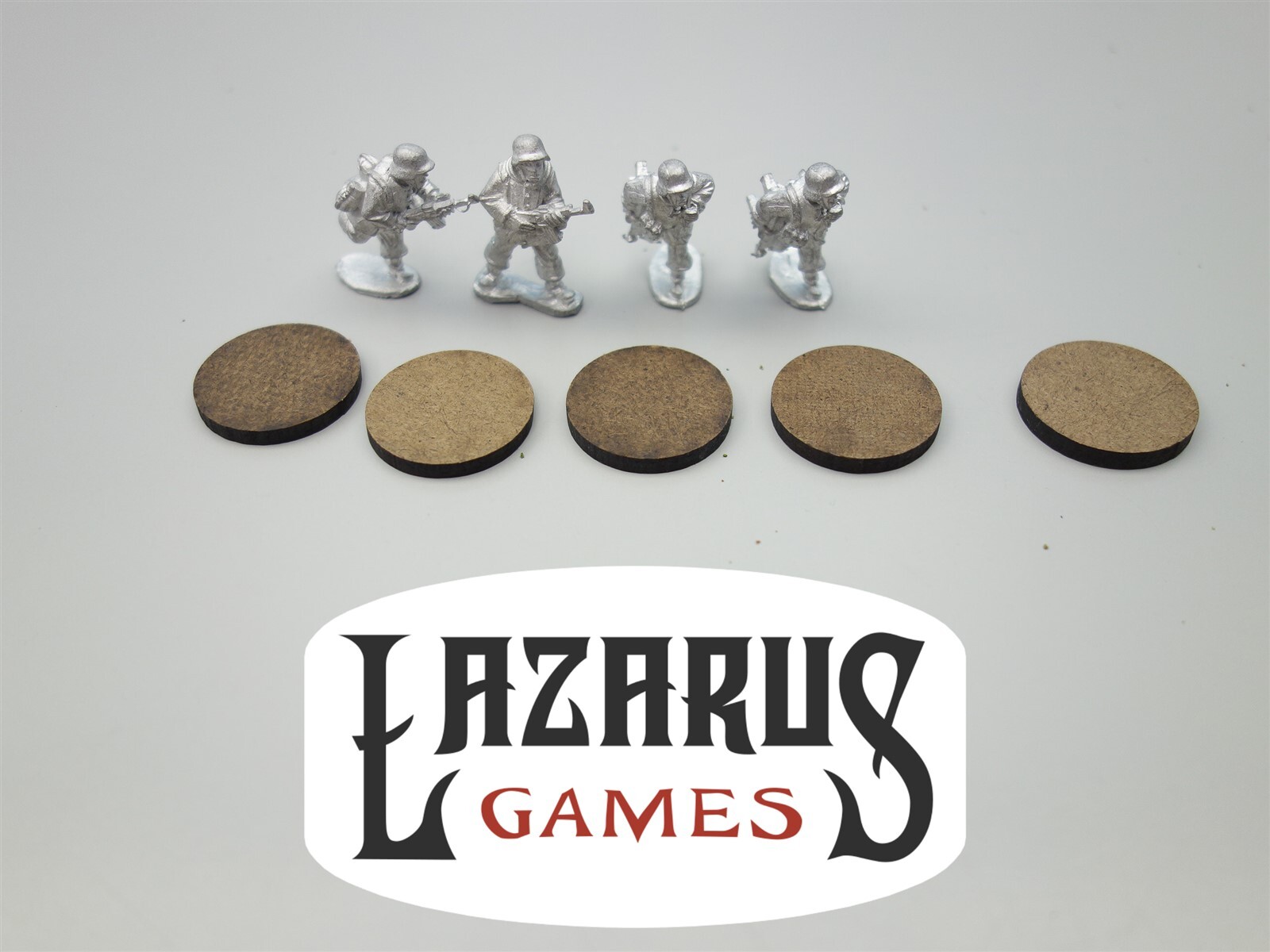 Misc Manufacturer Historical: WWII Riflemen Infantry (unpainted)