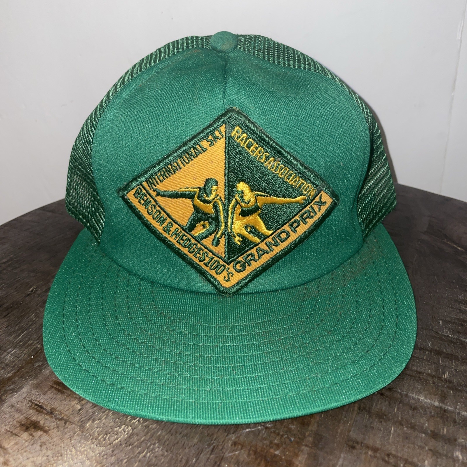 Vtg INTERNATIONAL SKI RACERS ASSOCIATION Patch Hat BENSON & HEDGES GRAND PRIX
