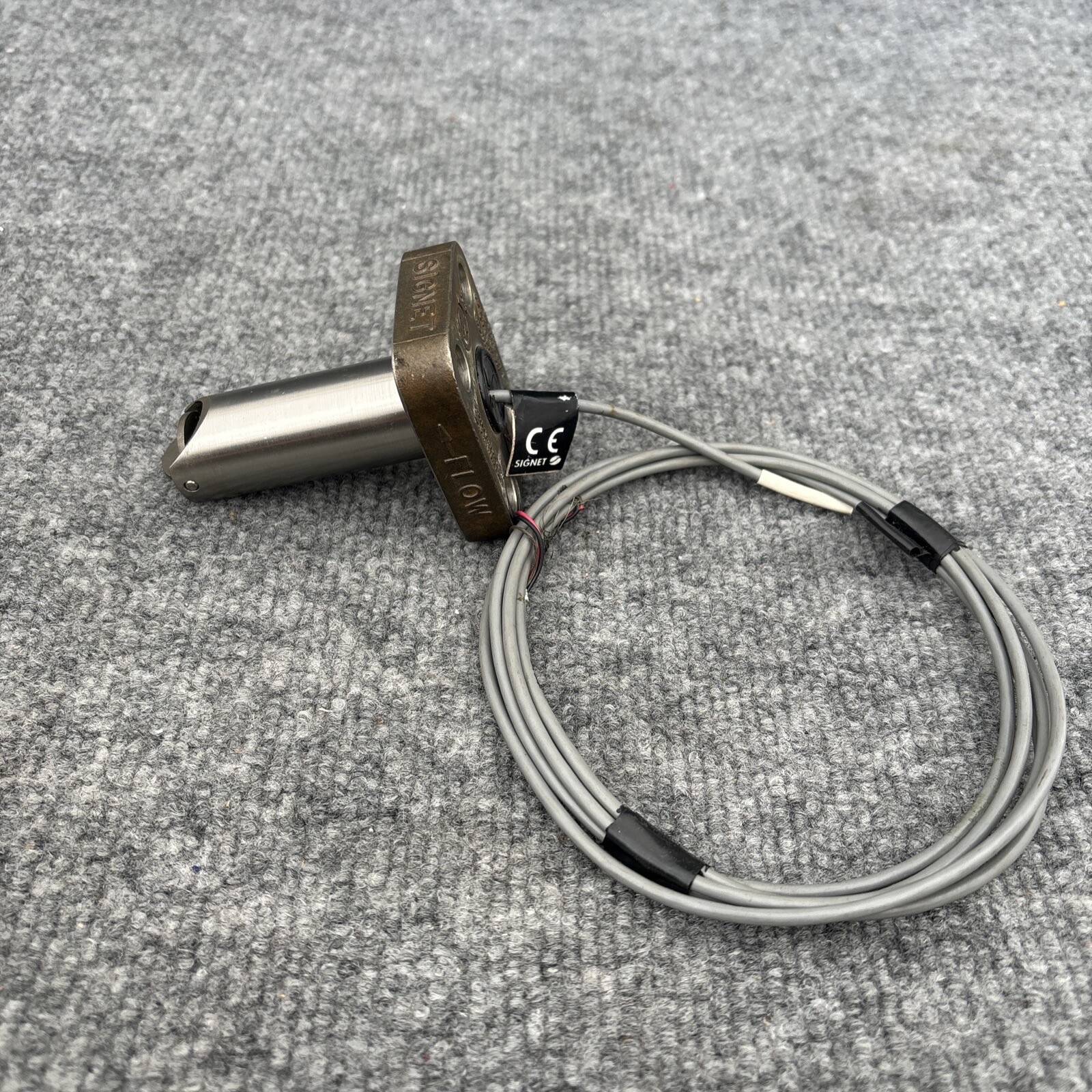 GF Signet P525-2 Metalex Paddlewheel Flow Sensor Used