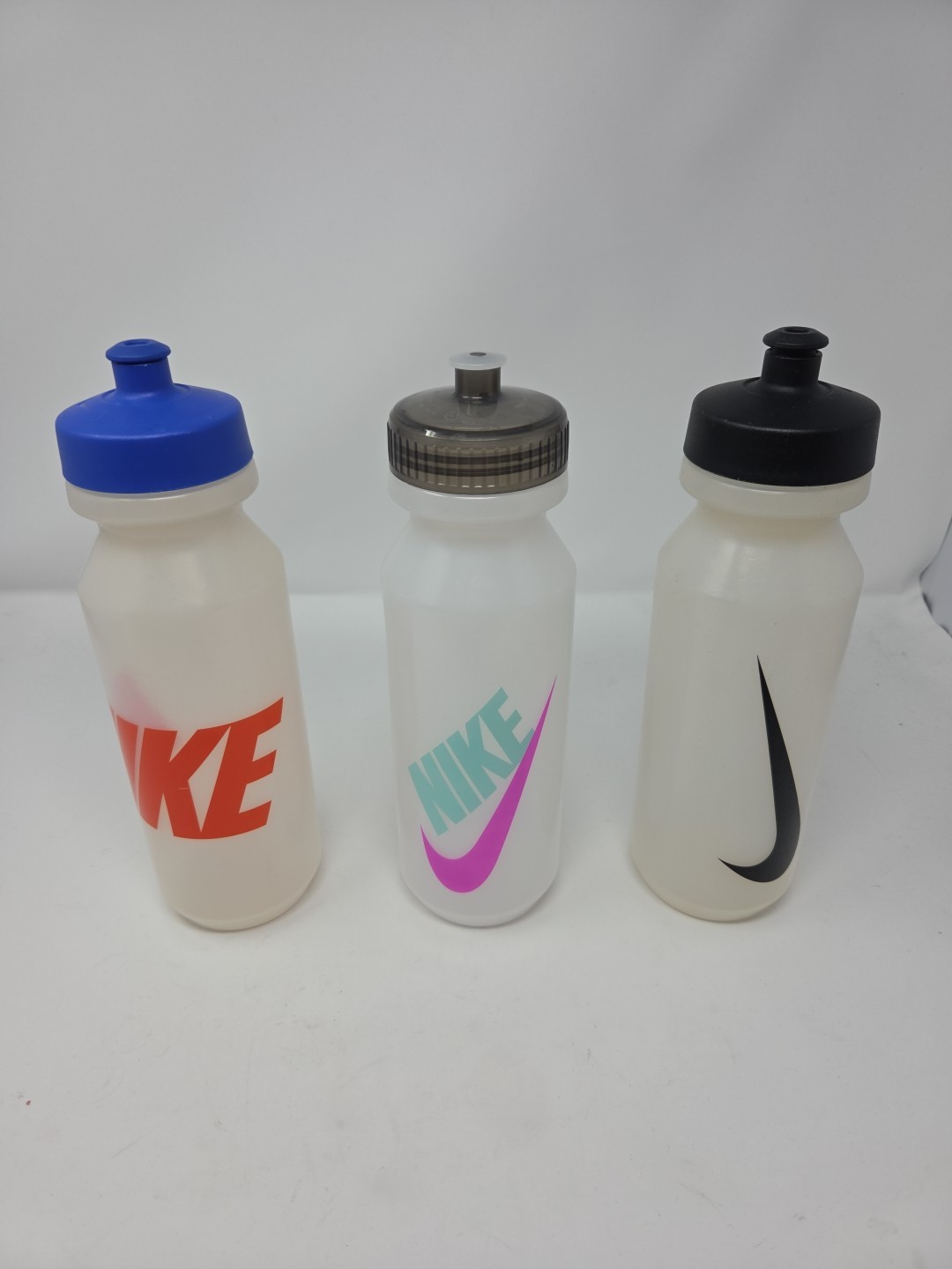 Nike 32 Oz. Clear Water Bottle Lot Of 3
