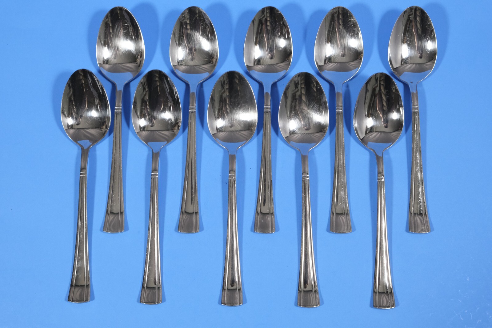 10 x International Silver INS330 Stainless Oval Soup Spoons 7 7/8”