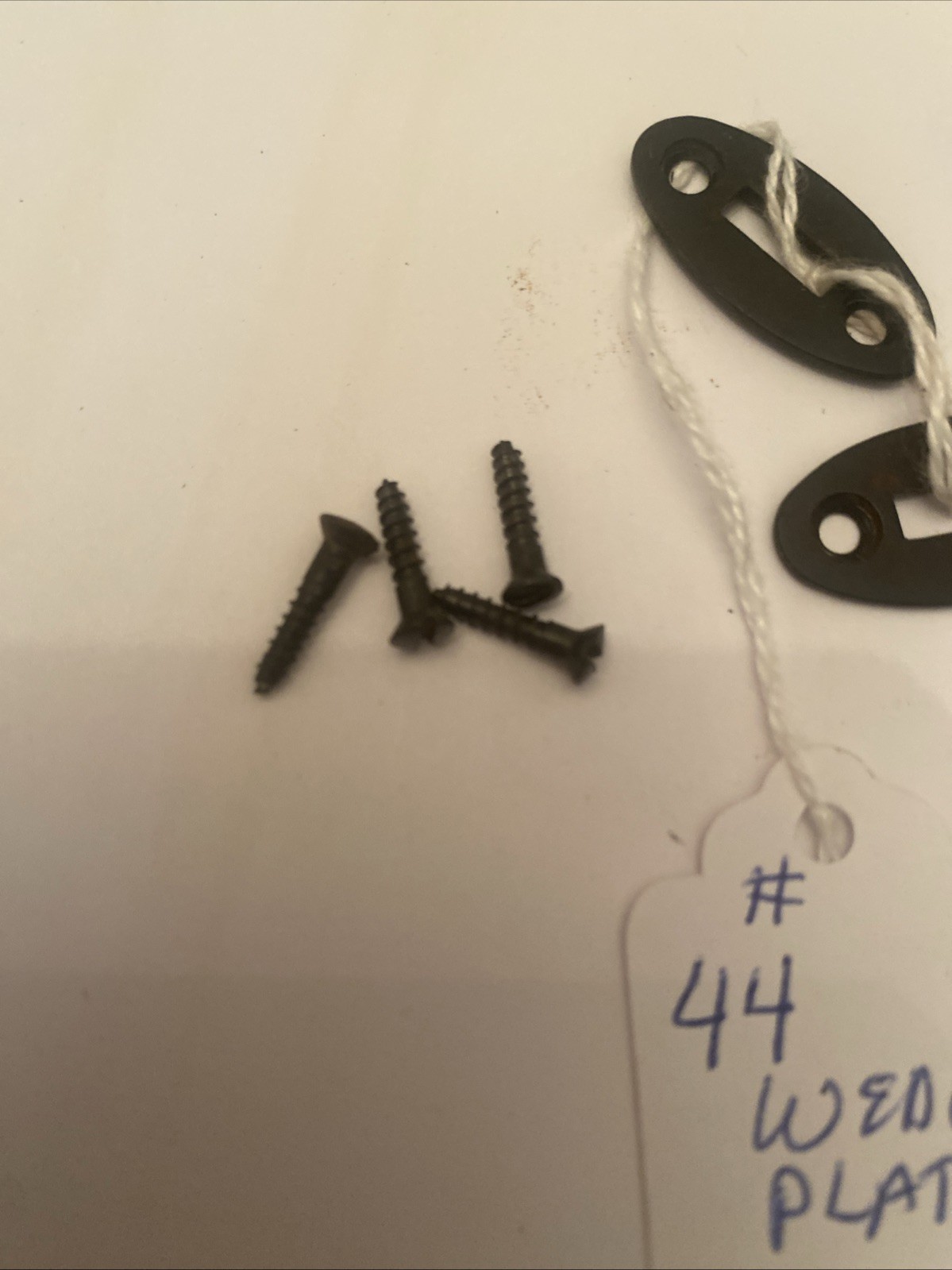 Wedge Plates with Screws