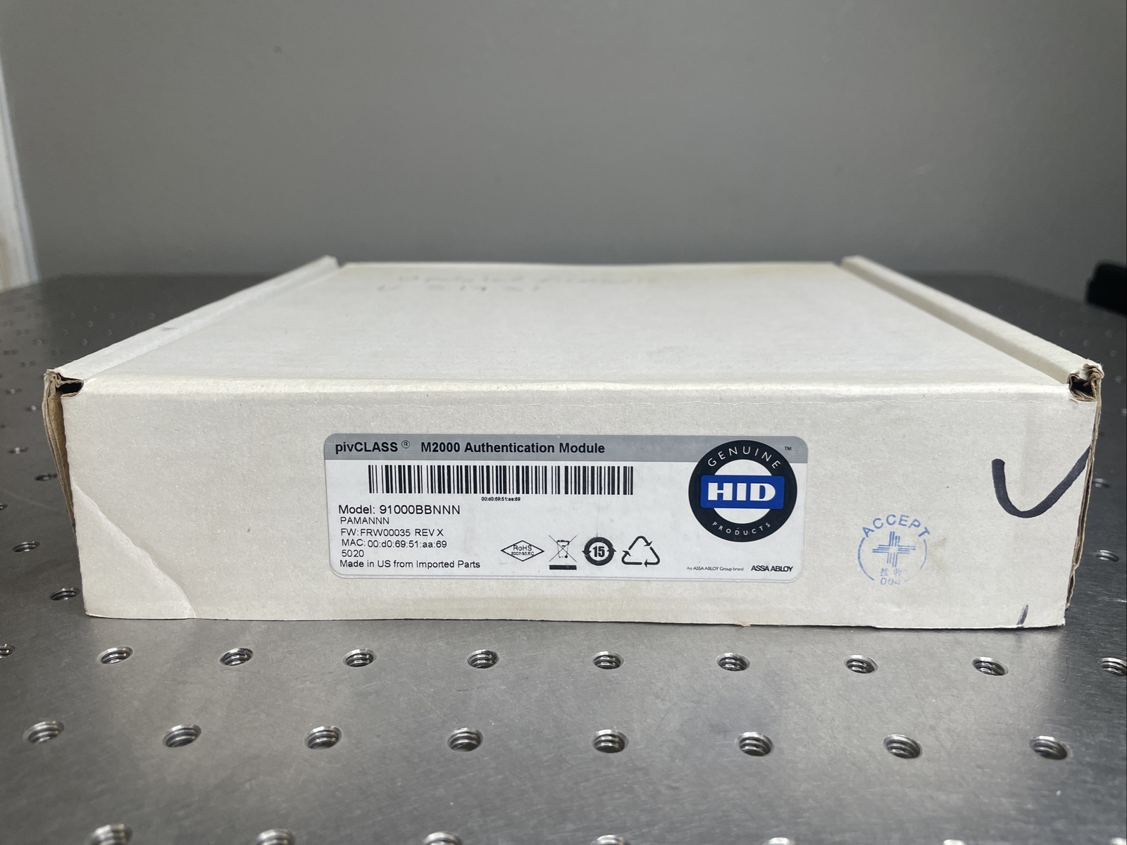 HID® pivCLASS™ Authentication Module M2000 Model 91000BBNNN