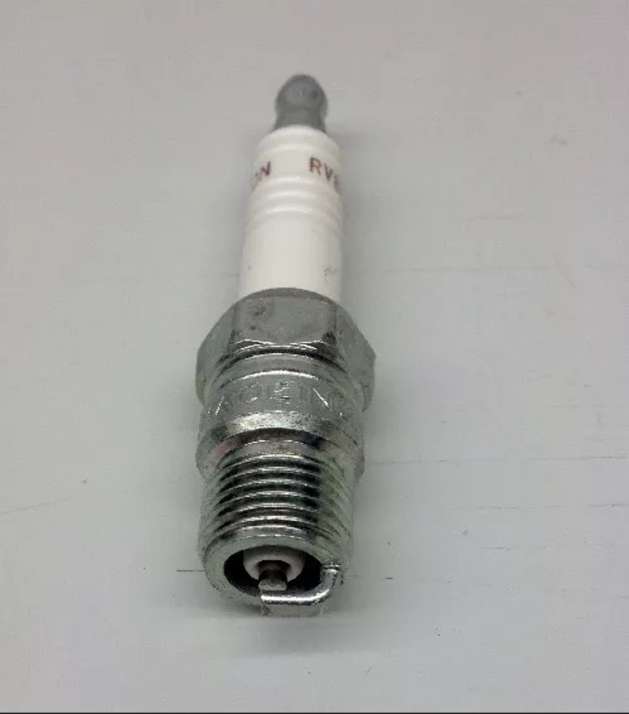 QTY 5 | 1967-1980 Champion RV8C Spark Plugs #121