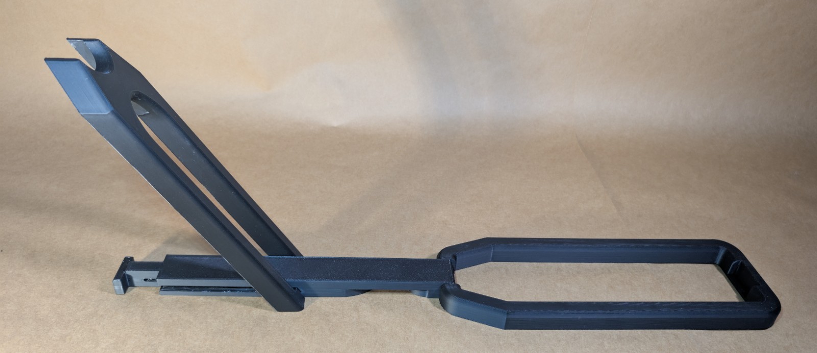 Paintball Gun Display Stand (0 Degrees)