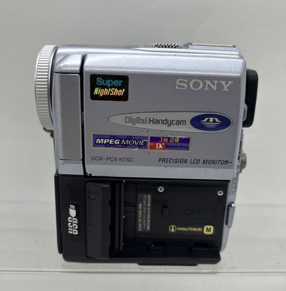 Sony DCR-PC9 Handycam Mini DV Digital Video Camera Camcorder silver Japan