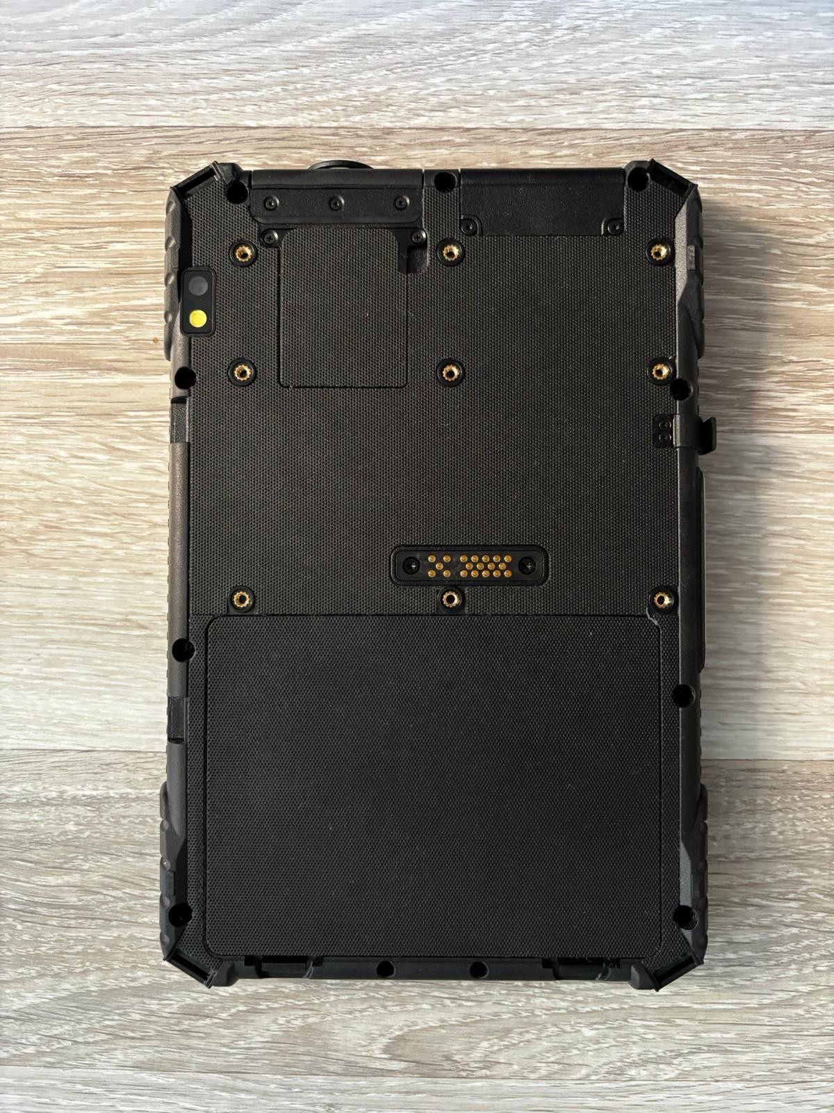 Handheld Algiz 8X 4G Rugged Tablet | Original box and accessories
