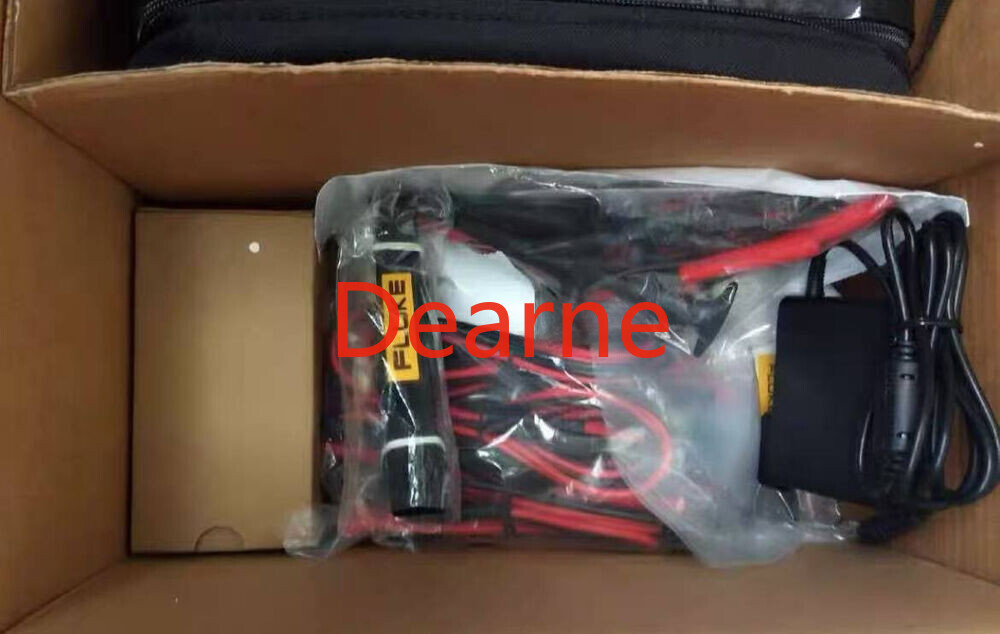 Fluke 753 Documenting Process Calibrator w/Accessories/NEW