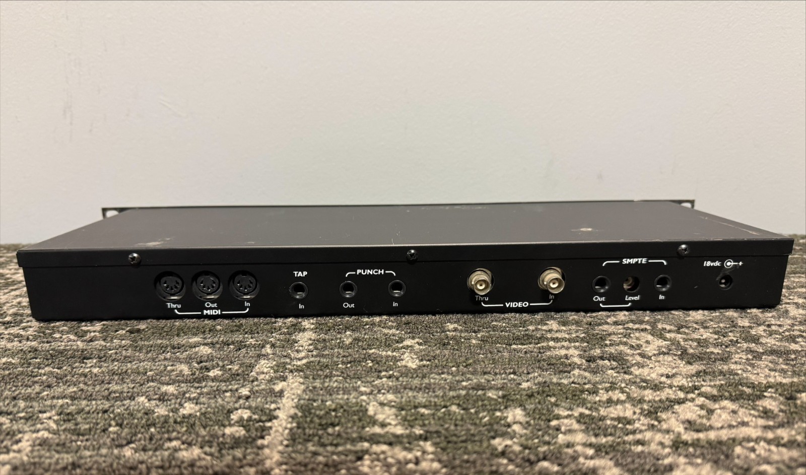 Midiman Syncman Pro Universal Synchronization Box