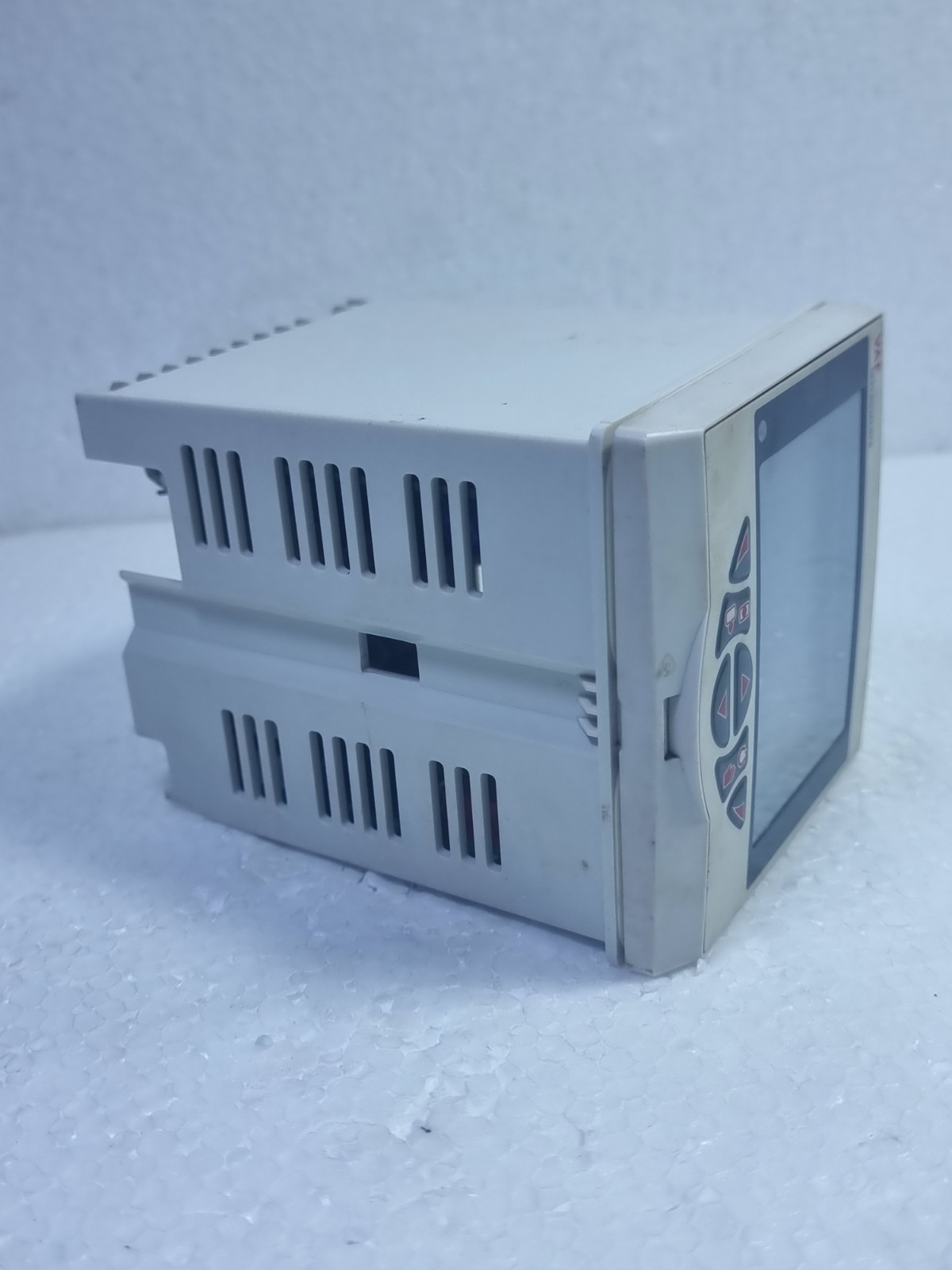 VAF INSTRUMENTS CM30/2VOSOEB/S02 Viscosity Controller 100-240VAC