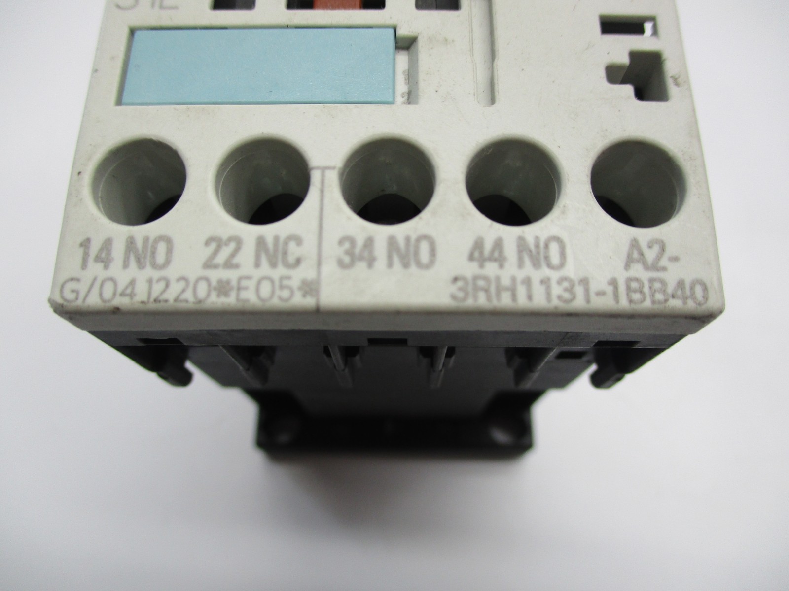SIEMENS 3RH1131-1BB40 CONTACTOR NSNP