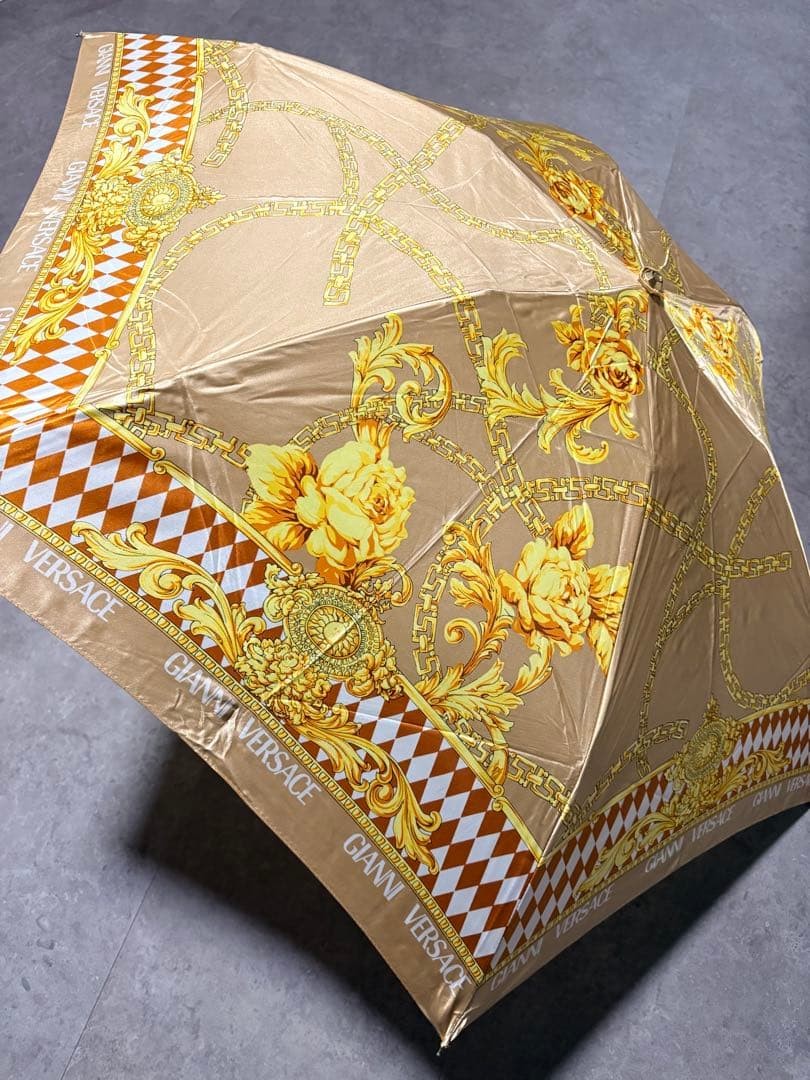 Authentic Vintage Gianni Versace beige Baroque pattern foldable umbrella Used