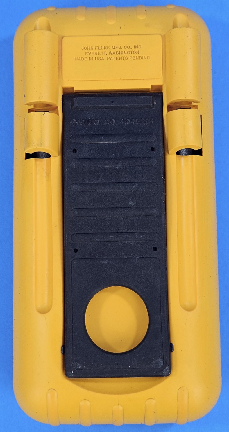 Fluke 787 ProcessMeter Calibrator Meter Multimeter