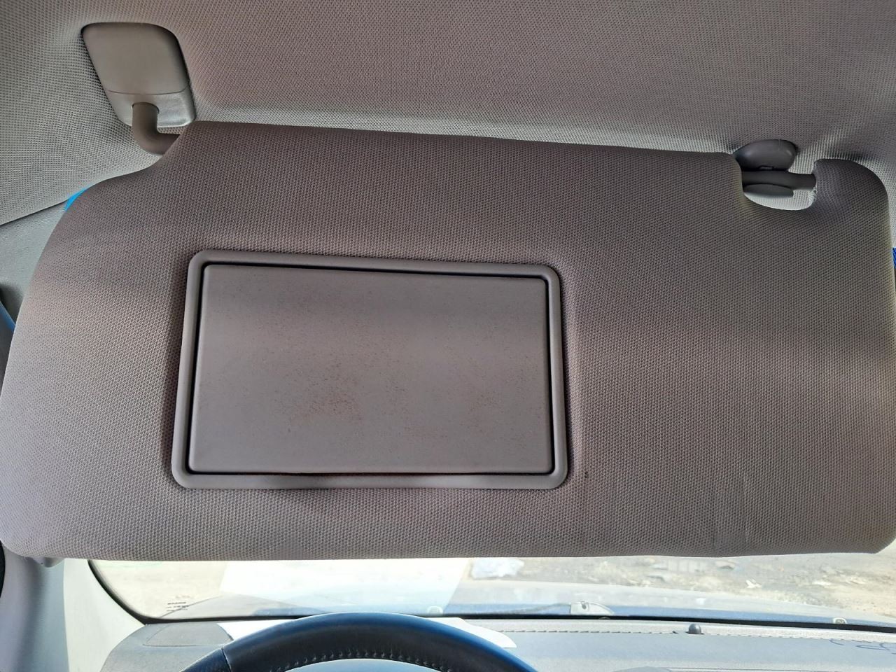 PATHFINDR 2006 Glove Box 4800603
