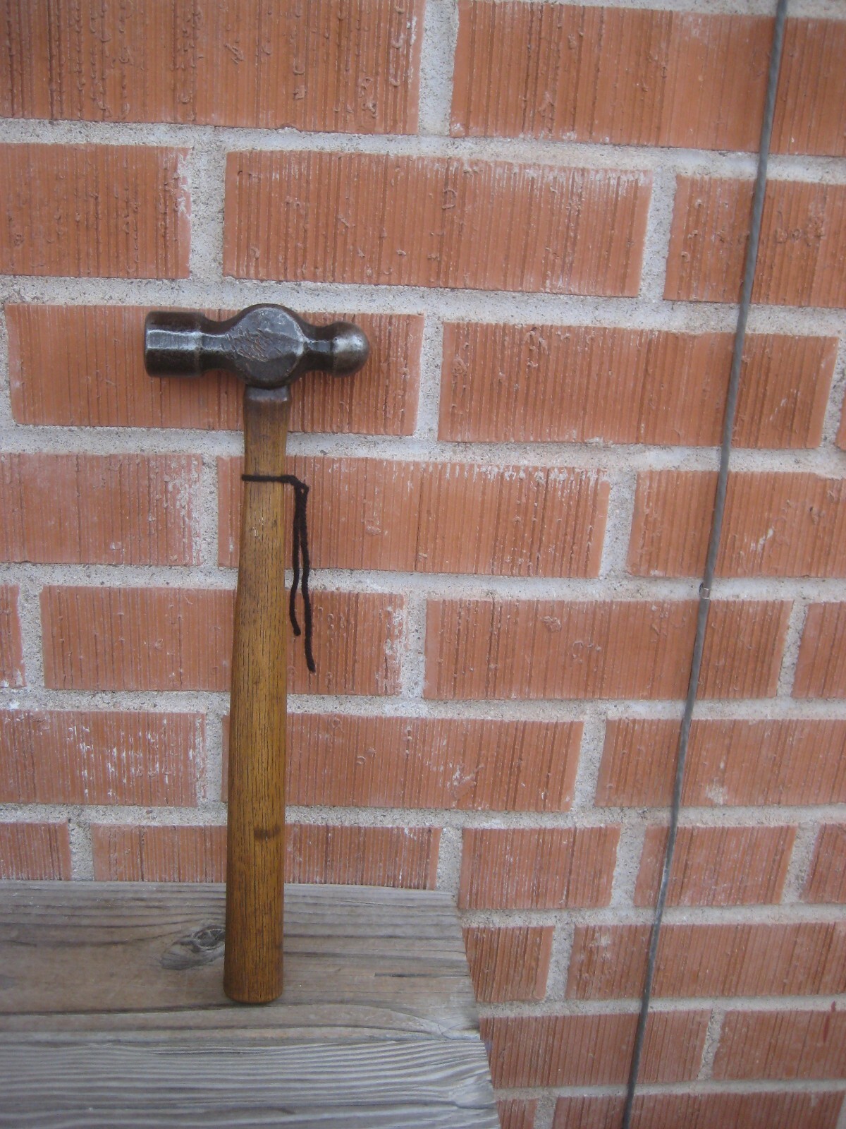 1940s Vtg 16 oz. Size ANCHOR Plumb Ball Peen Hammer Machinist Mechanic Tool USA