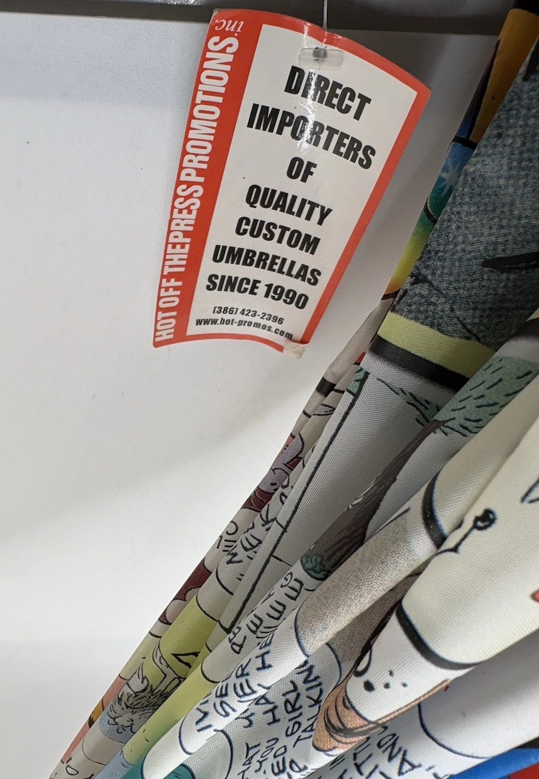 VTG Newspaper Comics Strip Tulsa World Umbrella Dilbert Peanuts Ziggy 36” Open