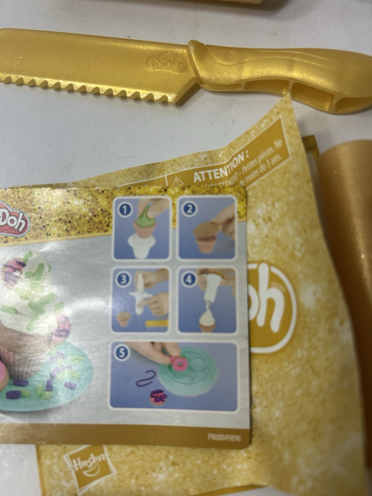 Play-Doh Gold Collection Gold Star Baker Playset Tools