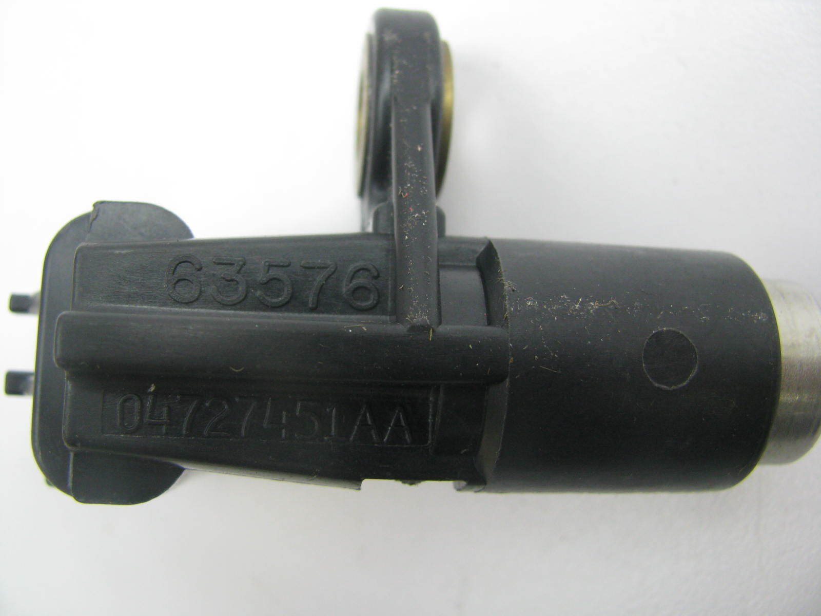 New Out Of Box OEM 04727451AA Engine Position Crankshaft Sensor For Mopar