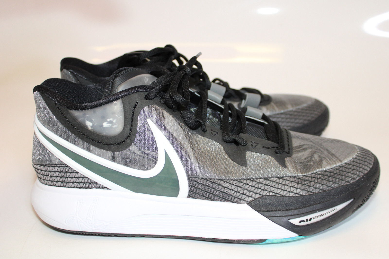 Nike Kyrie 8 Orca DJ6017-001 New Mens Basketball Sneakers