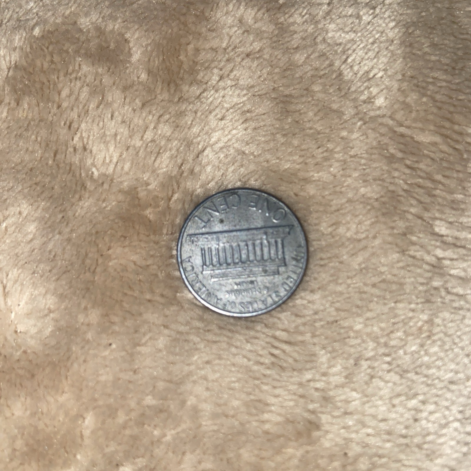 1983 Denver rare error missing Copper Coating(2.474 Is The Weight)