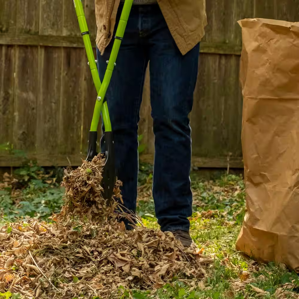 Gator Grabber 37 In. Steel Leaf Clean-Up Tool