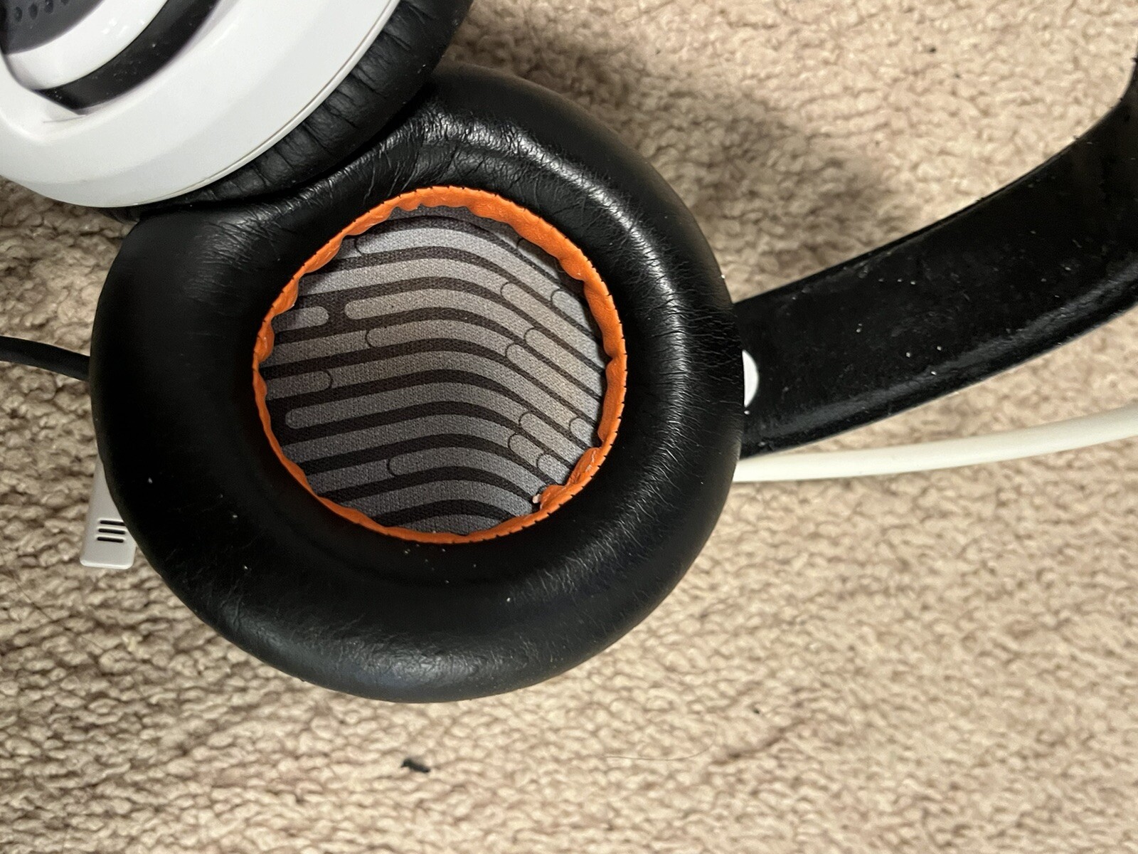 Steelseries Siberia 350 wired Headphones White Tested Works