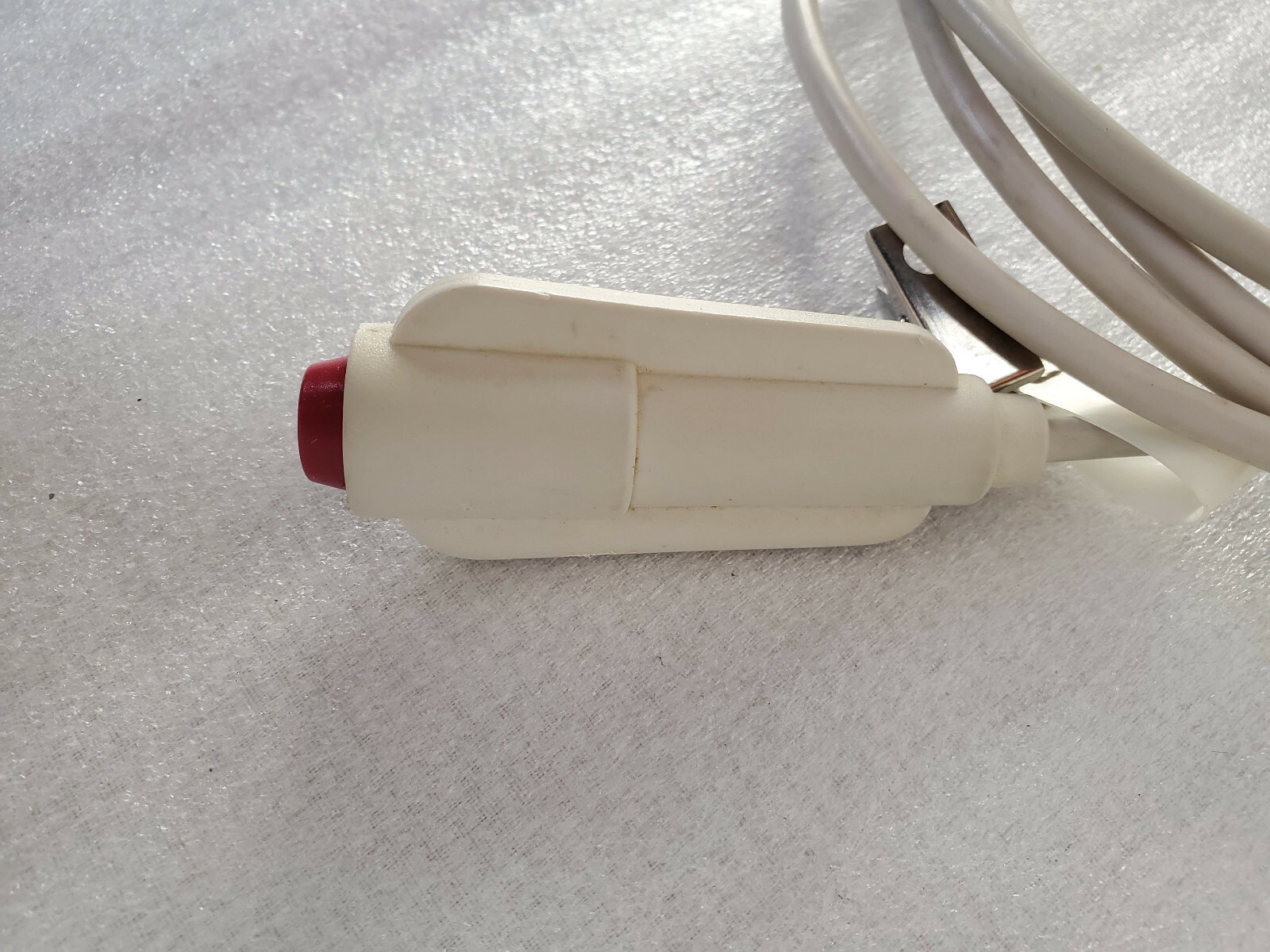 Curbell cc96-983 SIingle Pushbutton Sealed Call Cord 8FT "No Tariffs"