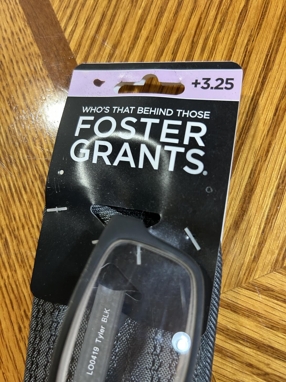 Foster Grants Reading Glasses +3.25 with Black Frame and Case
