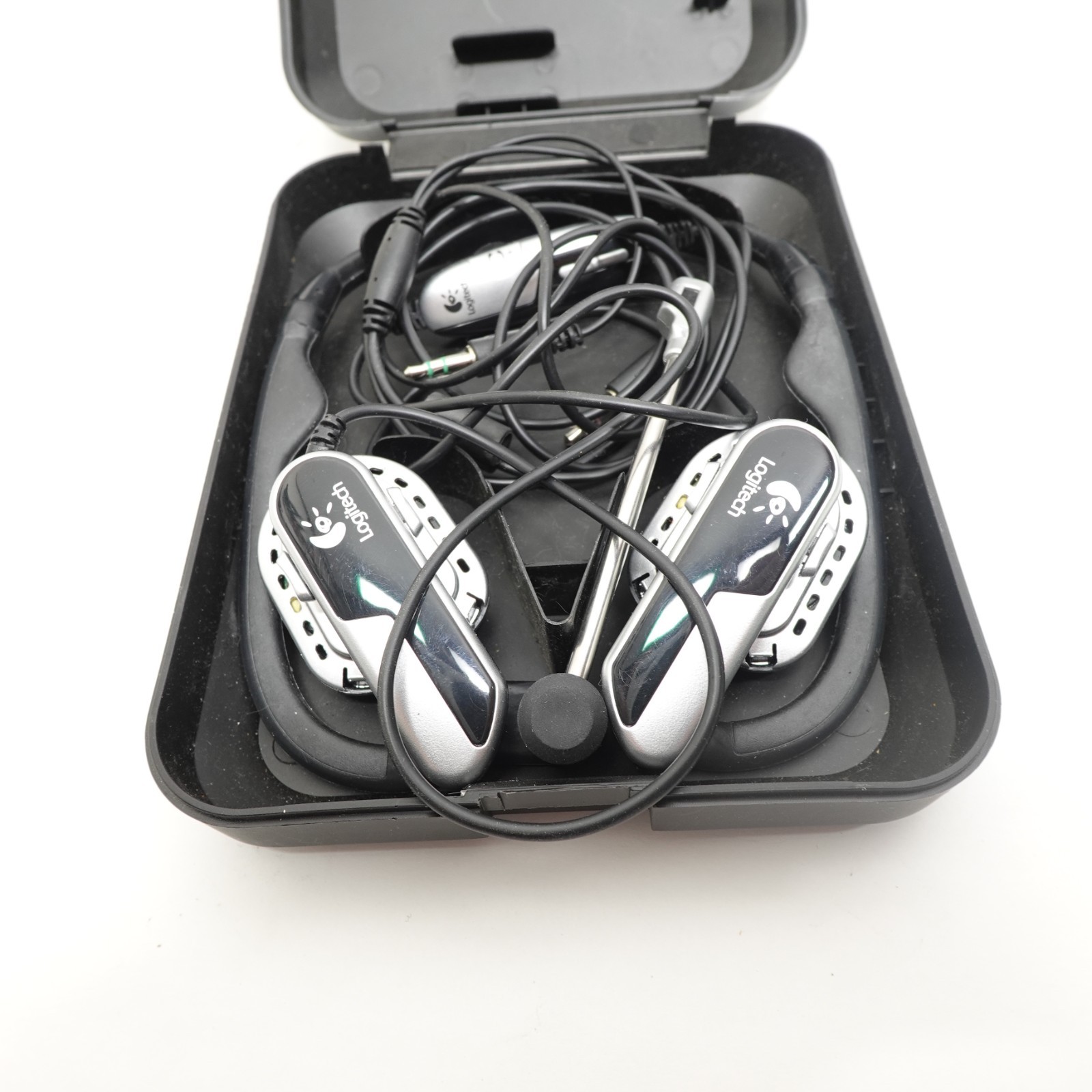 Logitech Premium Notebook Folding Headset Behind-Neck 3.5mm Wired with Case
