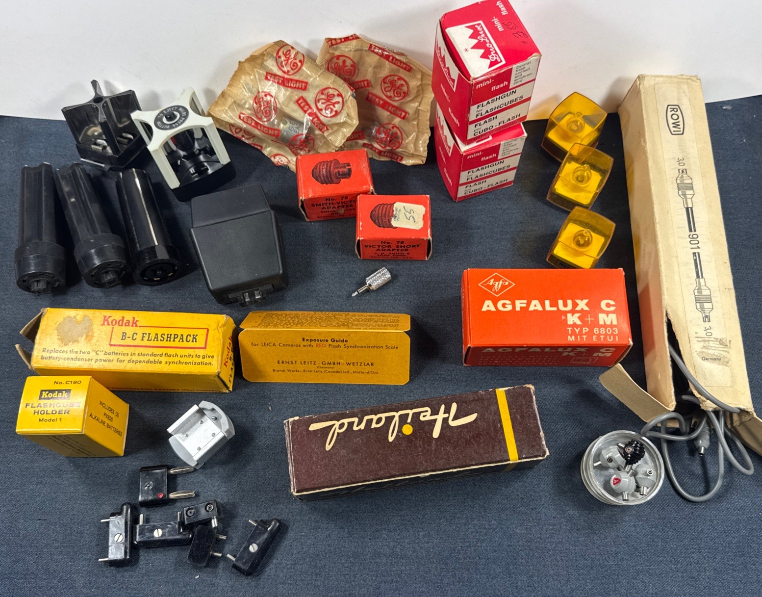 Camera Flash Accesory Lot - Kodak Agfa Rowi Duolux Heiland - New Old Stock NOS