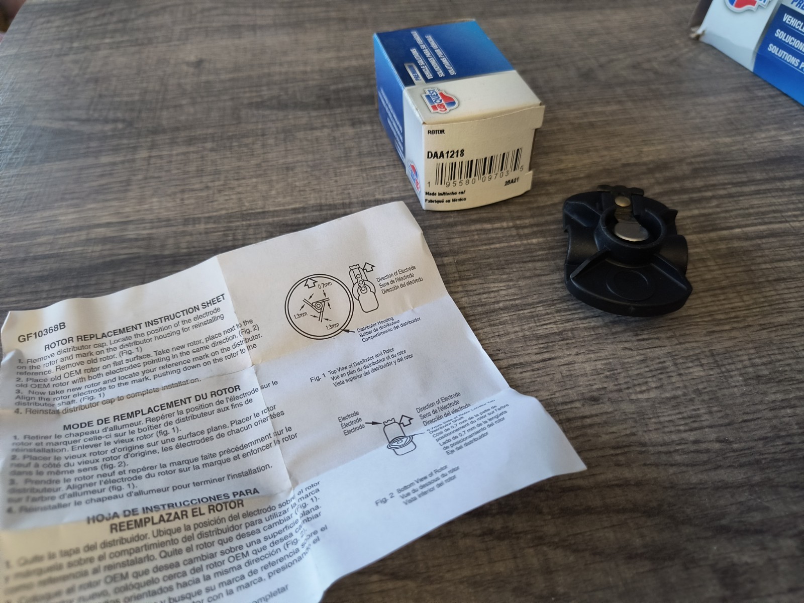 Brand NEW CARQUEST PREMIUM DAA1218 Distributor Rotor Free Shipping