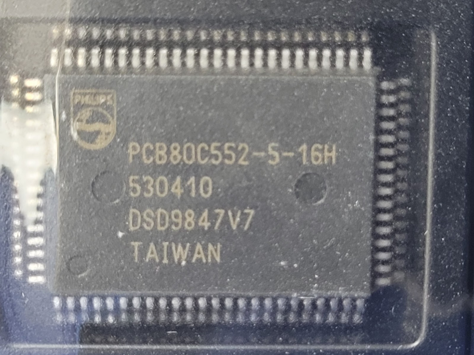(1 PC) PCB80C552-5-16H PHILIPS Microcontroller 8-Bit 8051 CPU 16MHz CMOS PQFP80