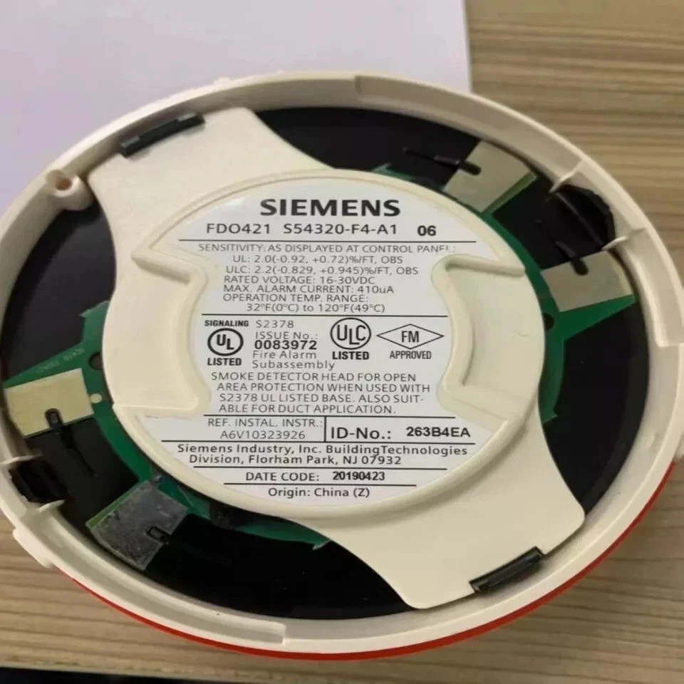 New In Box SIEMENS FDO421 Photoelectric Smoke Detector