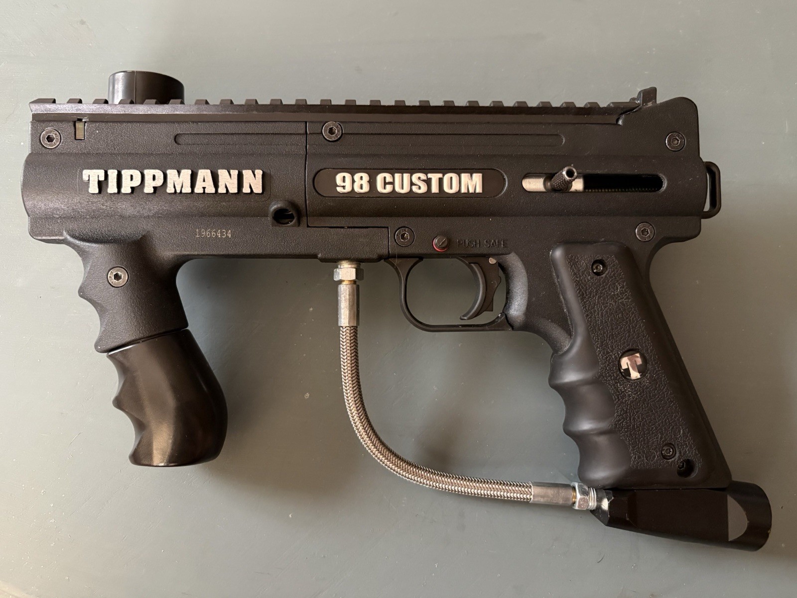 Tippmann 98 Custom Paintball marker + Empire E-Flex Mask + Accessories
