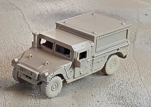 One HO 1/87 scale Humvee 2-CT SECM, desert tan