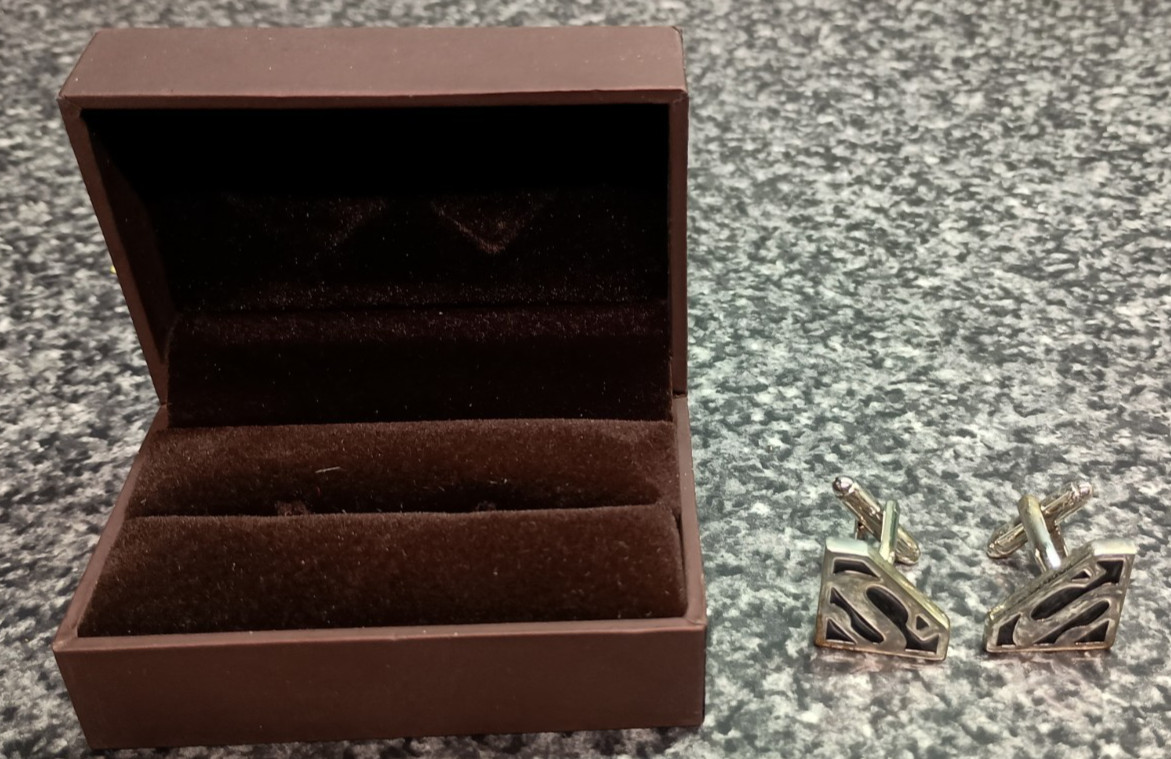 Zealmer Superman Logo Silvertone Cufflinks Boxed