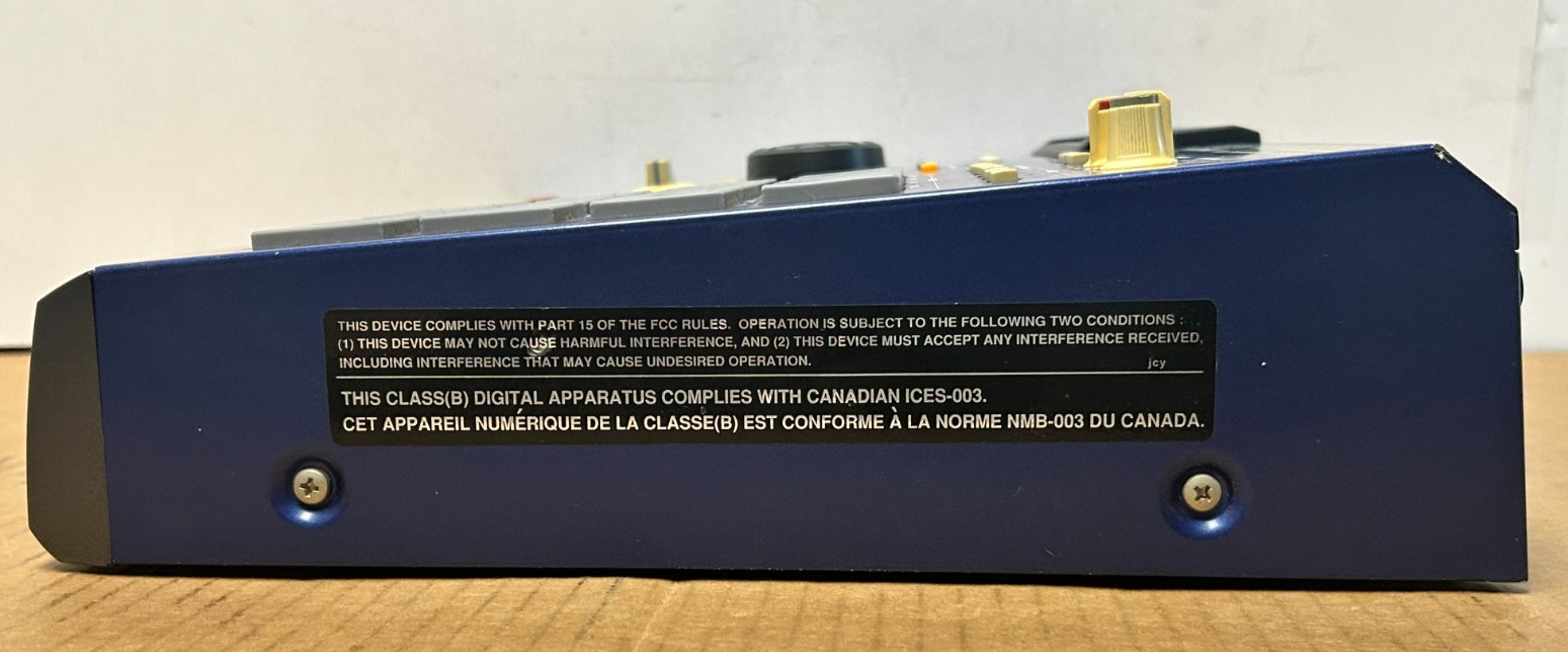 Akai MPC2000XL Sampler/Sequencer MIDI Production Center - Blue Edition!