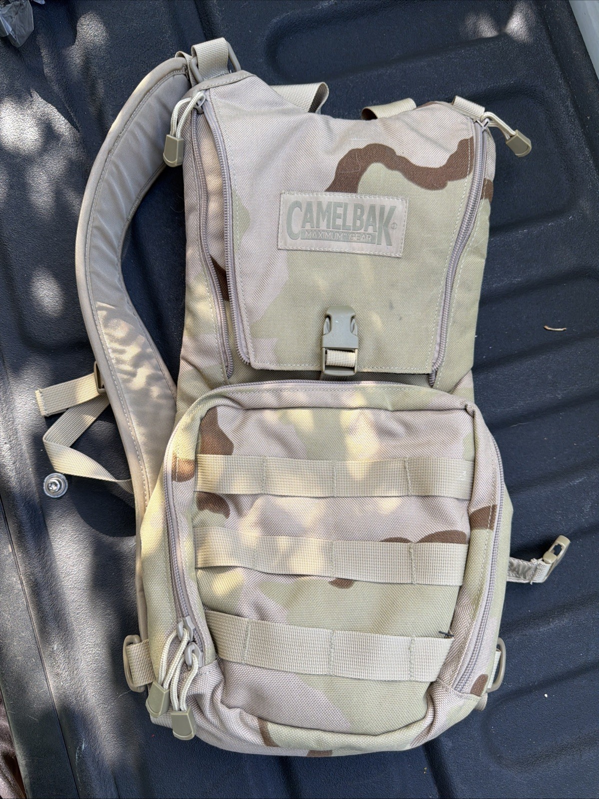 Camelbak M.U.L.E. Maximum Gear Desert Camo hydration pack Without Bladder