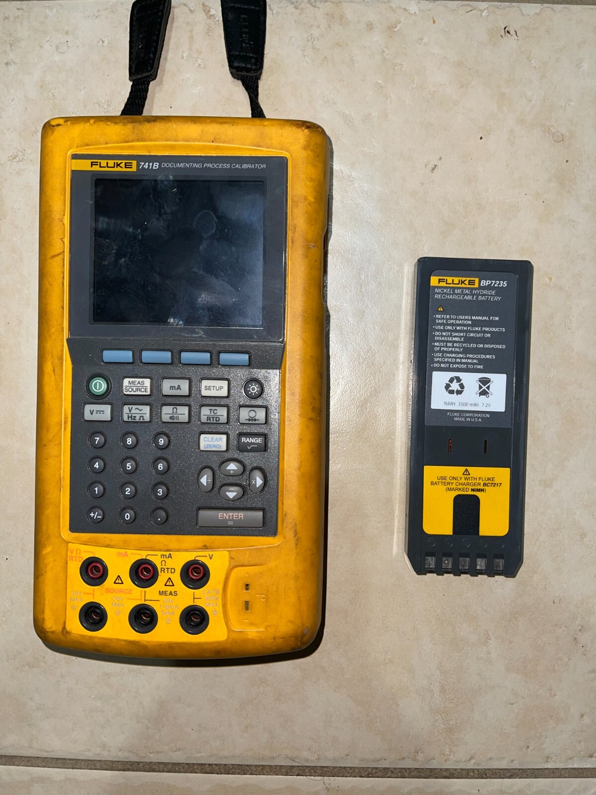 Fluke 741B Documenting Process Calibrator Multifunctional Pre-Owned
