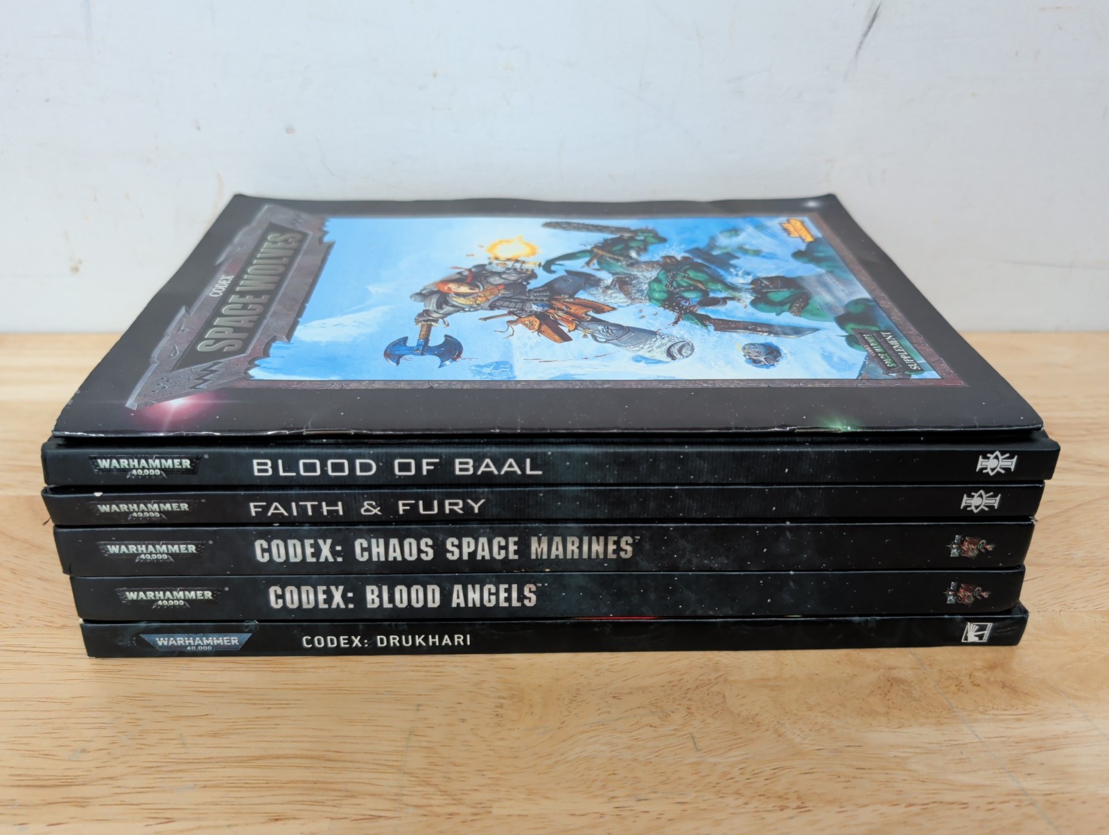 Warhammer 40k 6 Book Lot Codex Space Wolves Drukhari Chaos Space Marines Psychic