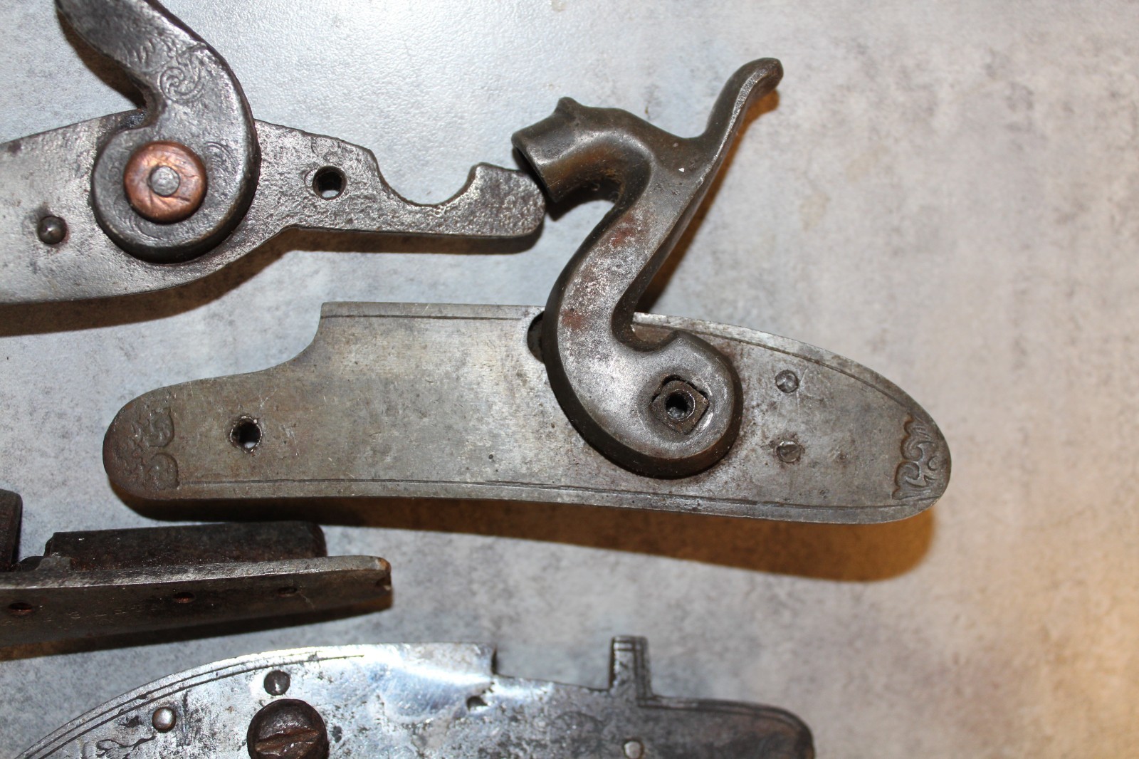 LOT OF 4 ANTIQUE MUZZLELOADER GUN LOCKS #4